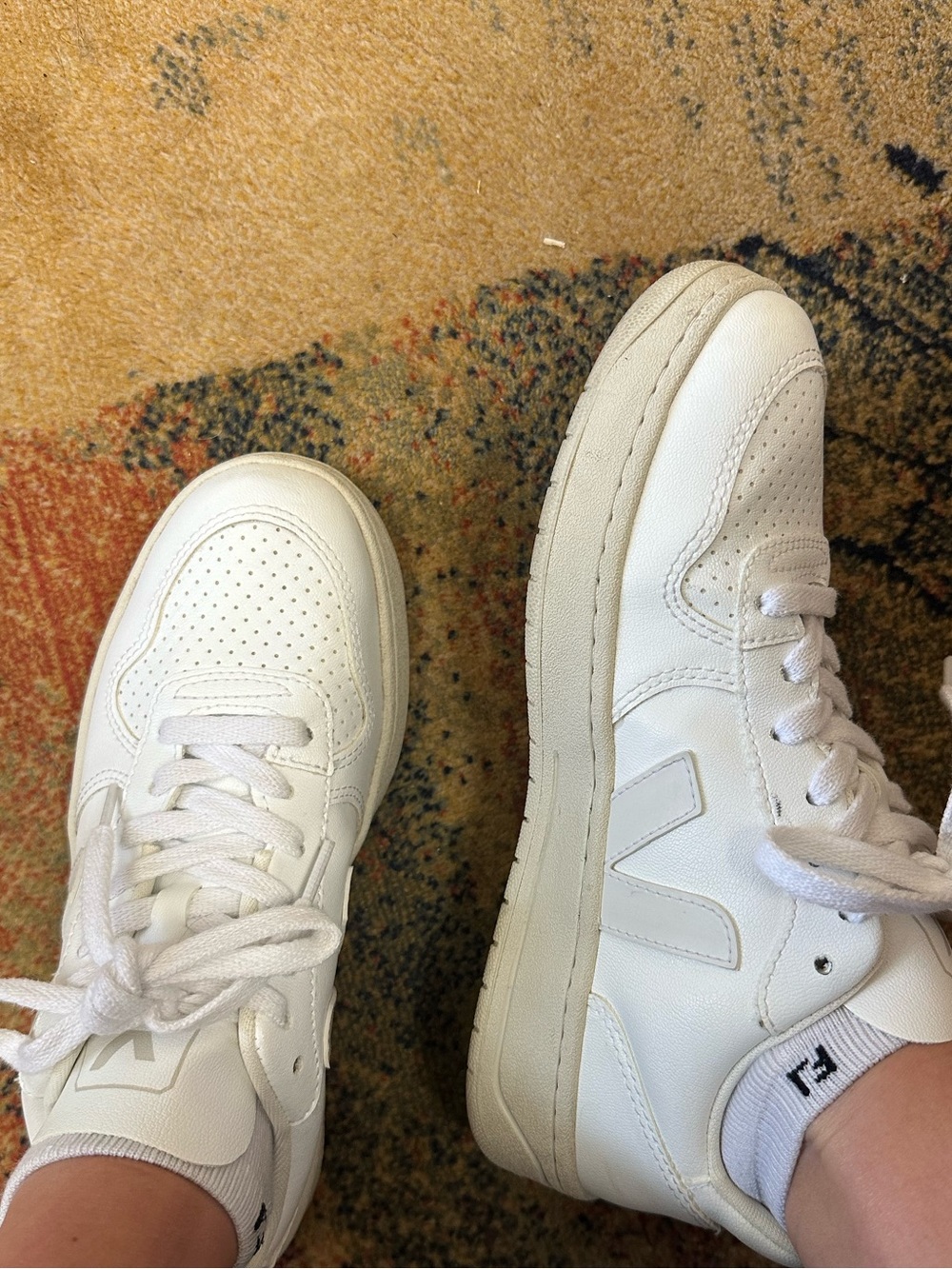 Barely worn Veja white sneakers